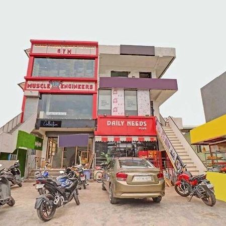 Hotel O Bottom Inn Dehradun Exterior photo